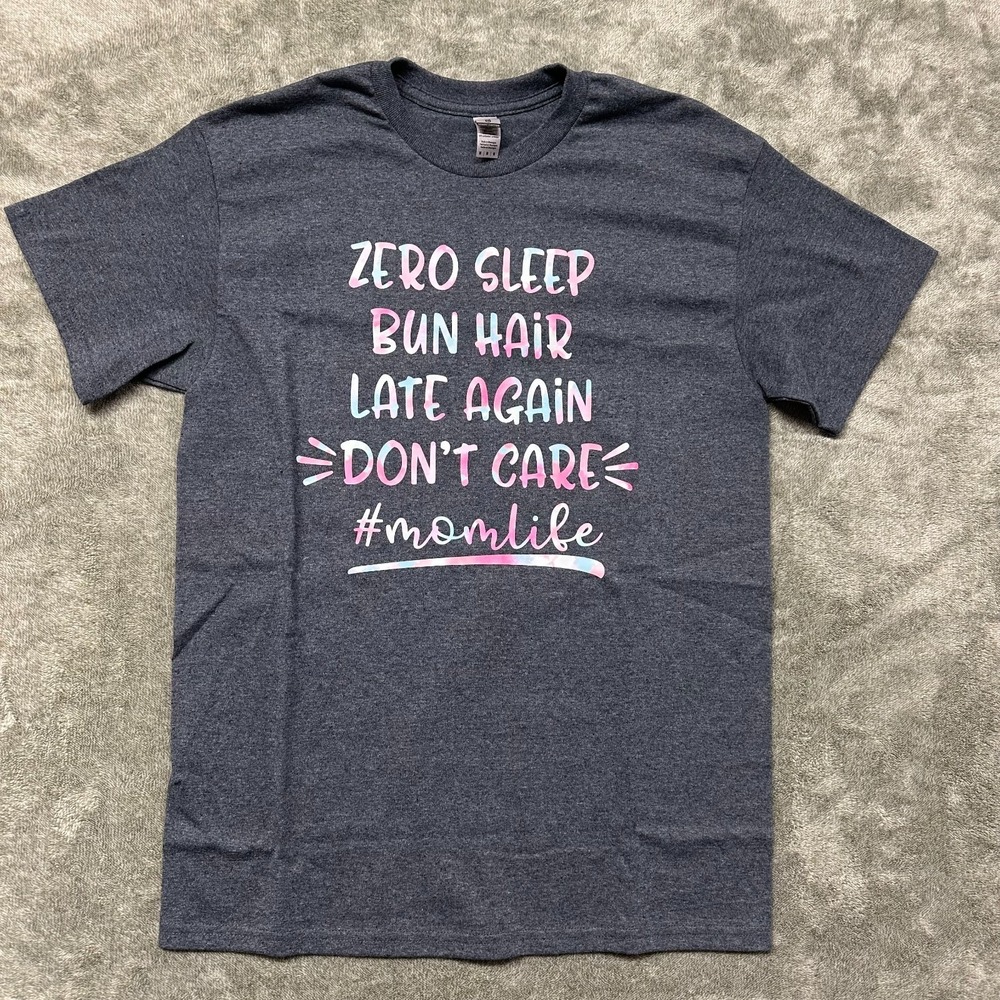 Mom‎ Life - Graphic T-shirt - Size Medium - Womens - Funny